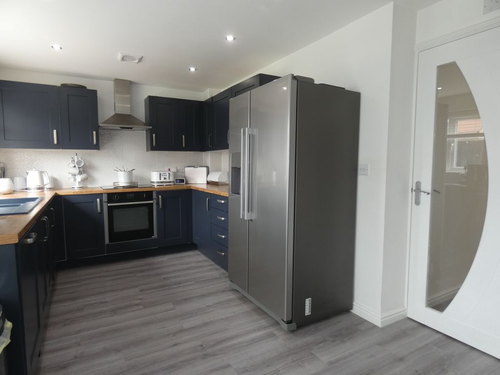 Kitchen/Diner- click for photo gallery